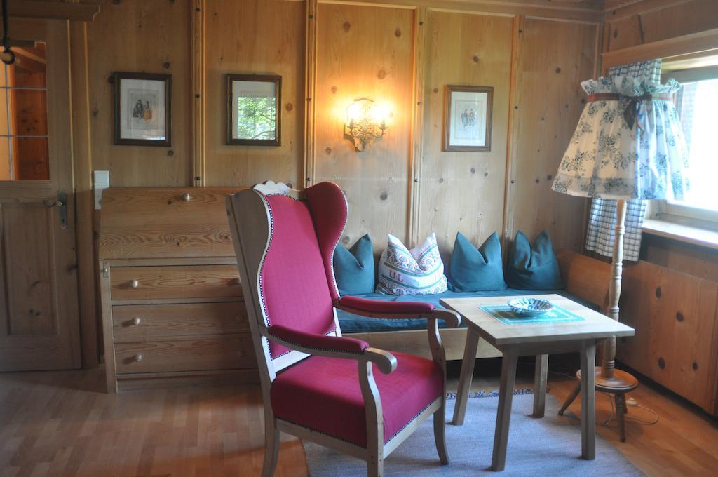 Romantikhotel Almtalhof Grünau im Almtal Rum bild