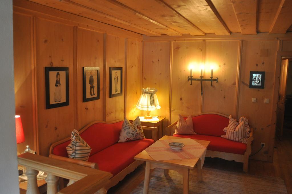 Romantikhotel Almtalhof Grünau im Almtal Rum bild